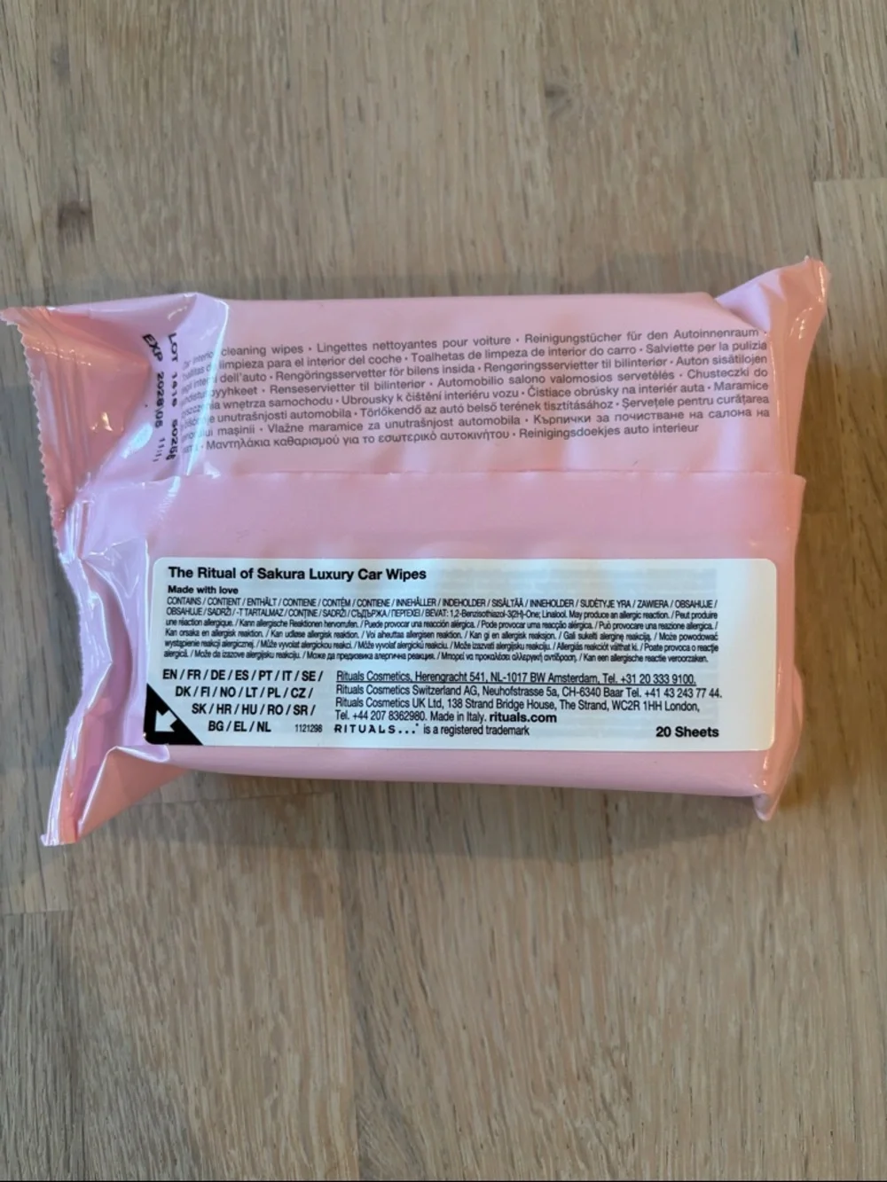 Rituals of Sakura Luxury Car Wipes | Cherry Blossom | 20 Sheets | New | European - Picture 2 of 4